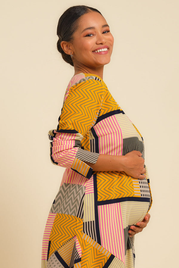 Umstands- und Stillkleid mit Patchwork-Muster