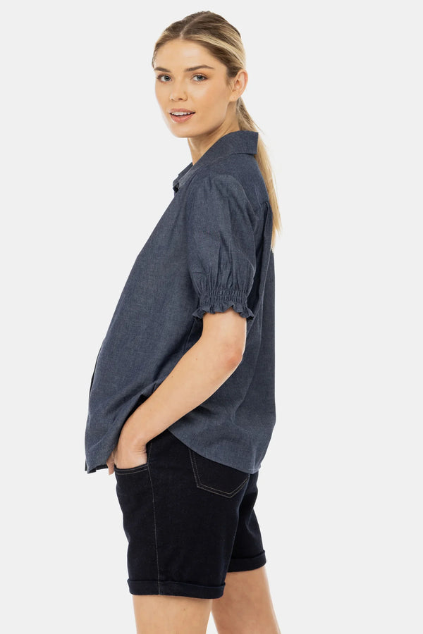 Umstandsshorts aus Denim mit umgeschlagenem Saum
