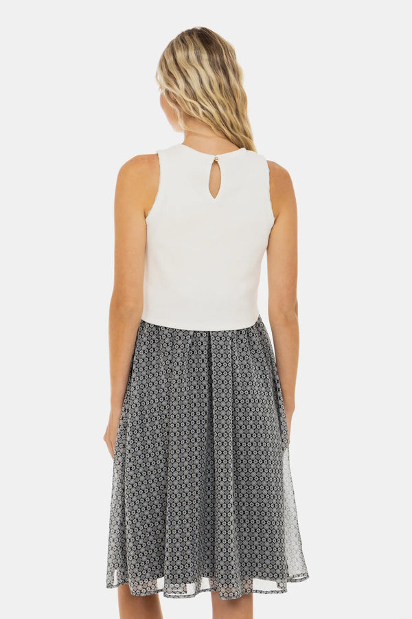 Elegantes Umstands- und Stillkleid mit Ripp-Top und geblümtem Rock