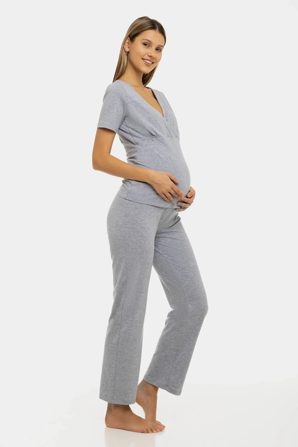 Grauer zweiteiliger Umstands- und Stillpyjama