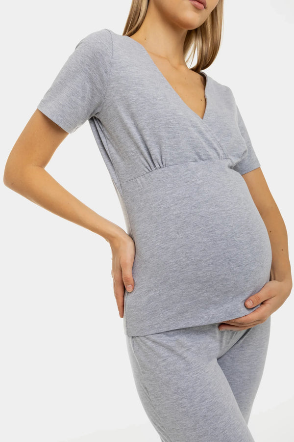 Grauer zweiteiliger Umstands- und Stillpyjama