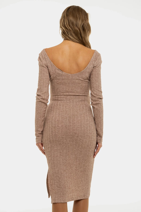 Gestricktes figurbetontes Umstandskleid – Sandbraun