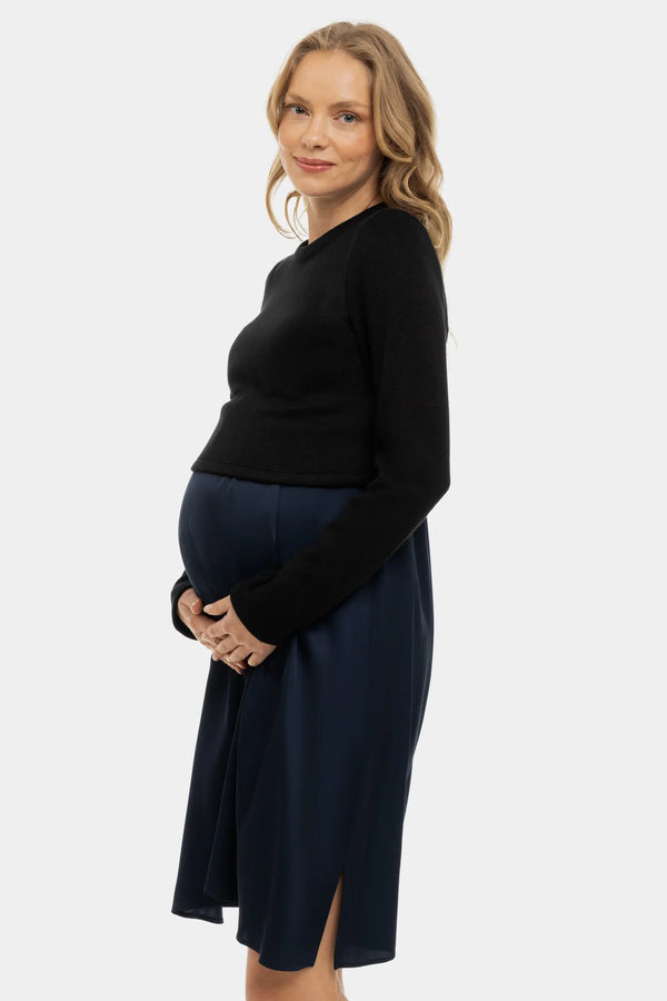 Satiniertes Umstands- und Stillkleid mit Pullover – Dunkelblau