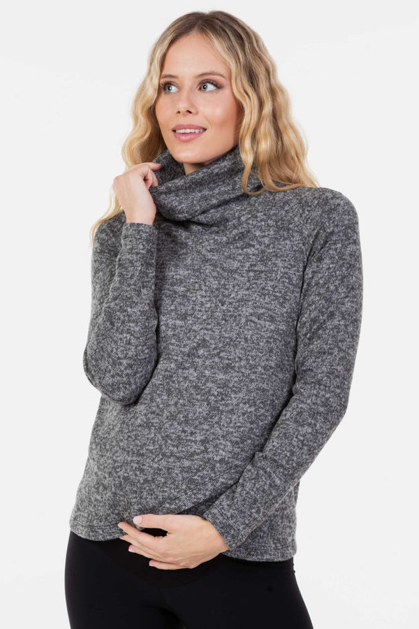 Gebreite Umstands- und Stillpullover