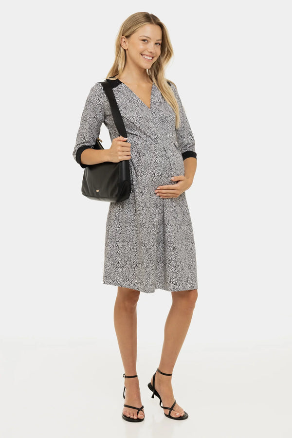 Umstands- und Stillkleid aus Baumwolle mit Muster