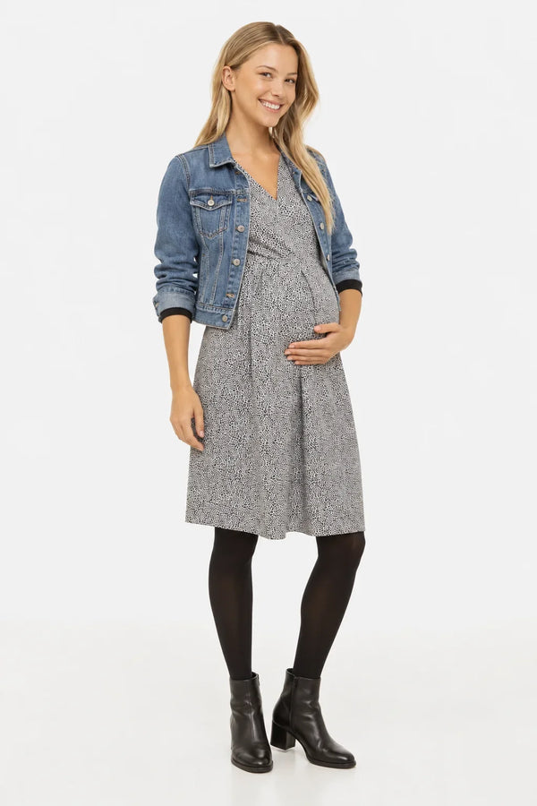 Umstands- und Stillkleid aus Baumwolle mit Muster