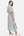 Gestreiftes Maxi-Umstandskleid mit Kordeldetails
