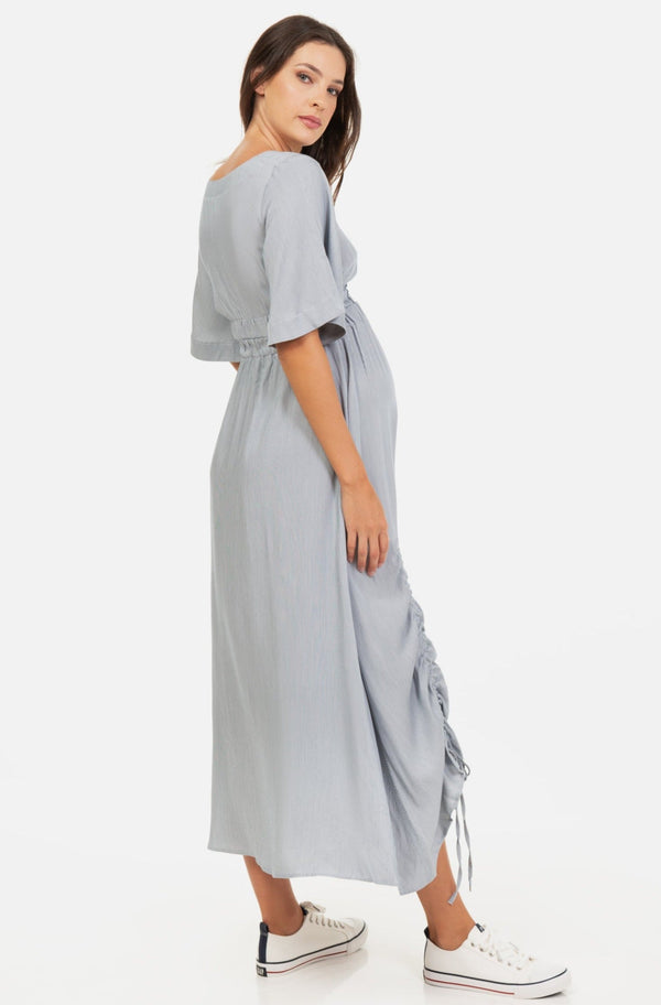 Gestreiftes Maxi-Umstandskleid mit Kordeldetails