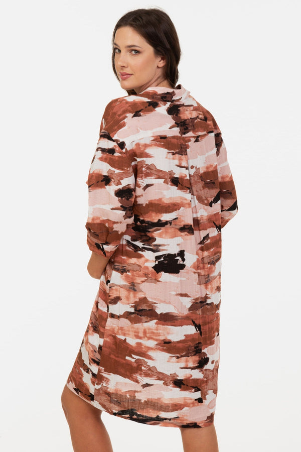 Umstands- & Stillkleid aus Crinkle-Stoff mit Bindegürtel