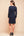 Elegantes dunkelblaues Umstands- und Stillkleid