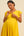 Luftiges Umstands- & Stillkleid mit Volantärmeln – Ocker