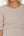 Langes figurbetontes Umstands- und Stillkleid mit Crinkle-Effekt – Sand