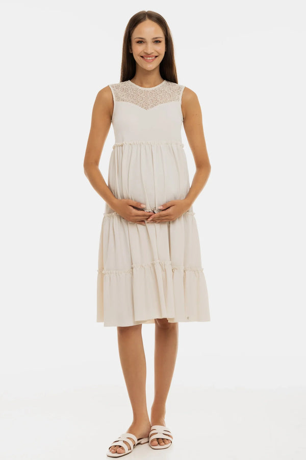 Luftiges Umstandskleid mit Spitzendetails – Ecru