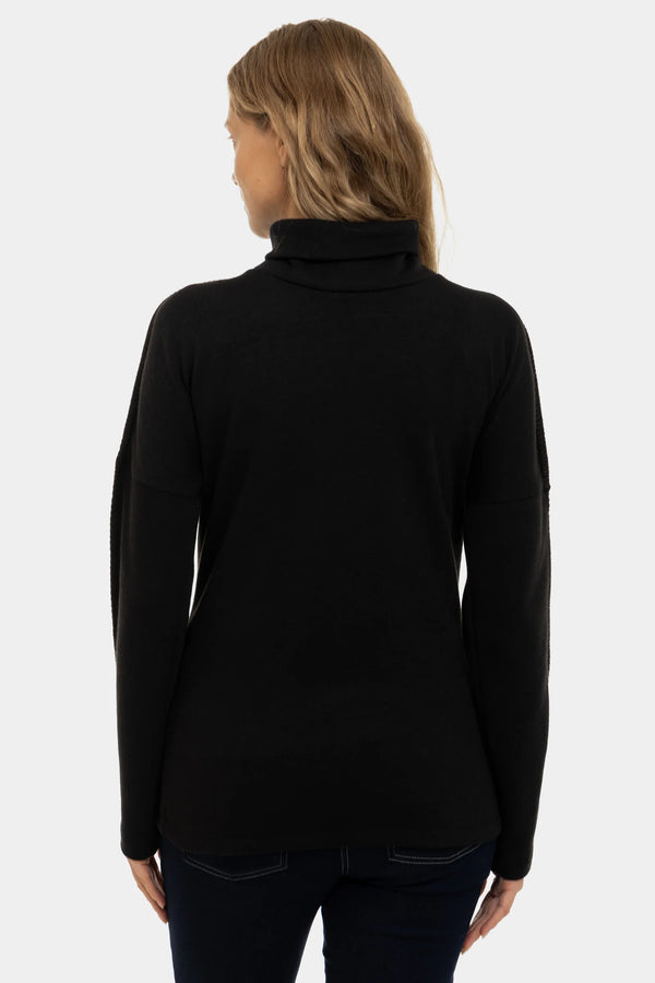 Umstands-Rollkragenpullover mit dekorativen Nähten – Schwarz