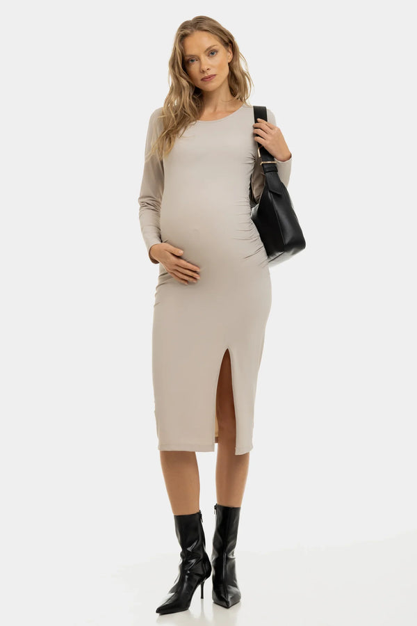 Langes Umstandskleid mit Schlitz – Sandbeige