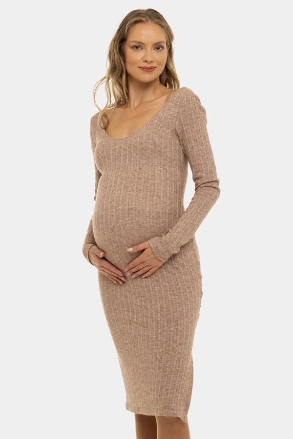 Gestricktes figurbetontes Umstandskleid – Sandbraun