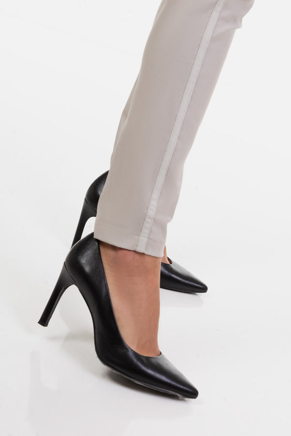 Umstandshose aus Kunstleder – Sand