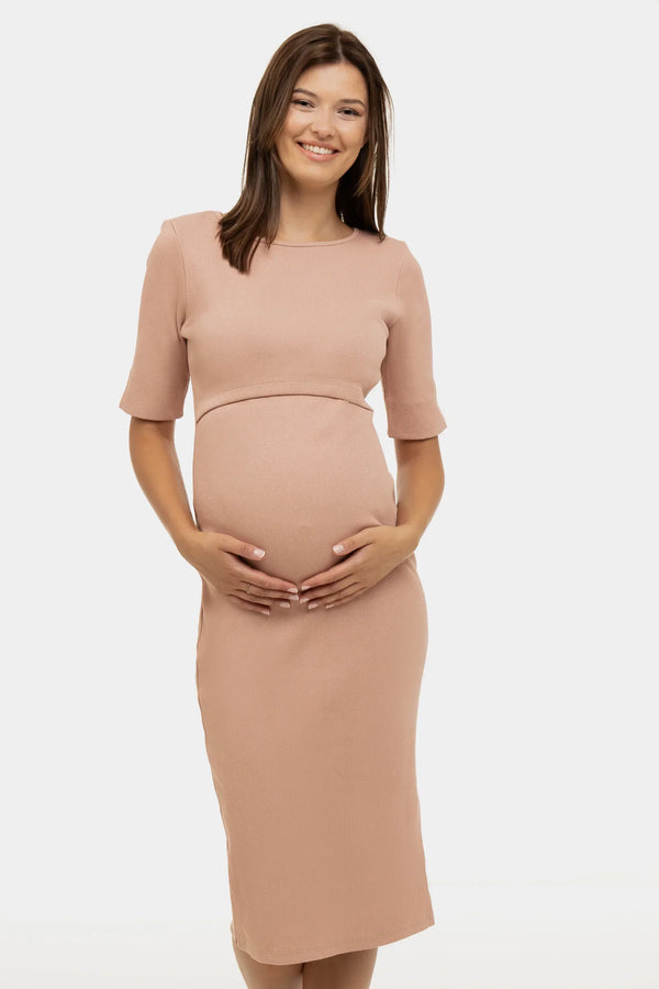 Tailliertes Umstands- & Stillkleid aus geripptem Baumwolljersey – Puderrosa