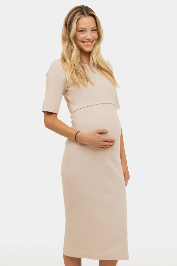 Tailliertes Umstands- & Stillkleid aus geripptem Baumwolljersey – Sand