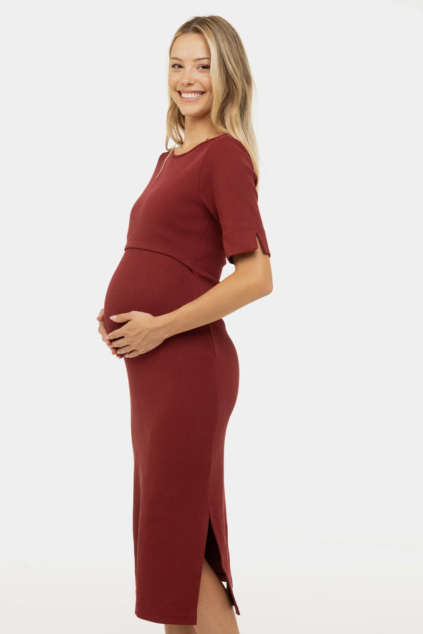 Tailliertes Umstands- & Stillkleid aus geripptem Baumwolljersey – Ziegelrot