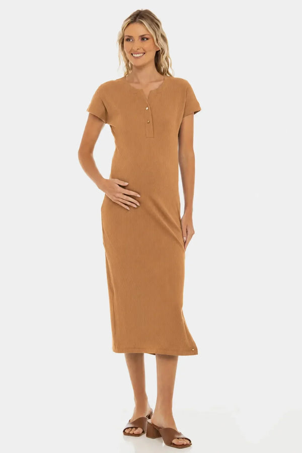 Umstands- und Stillkleid aus Rippjersey mit Knöpfen – Karamell